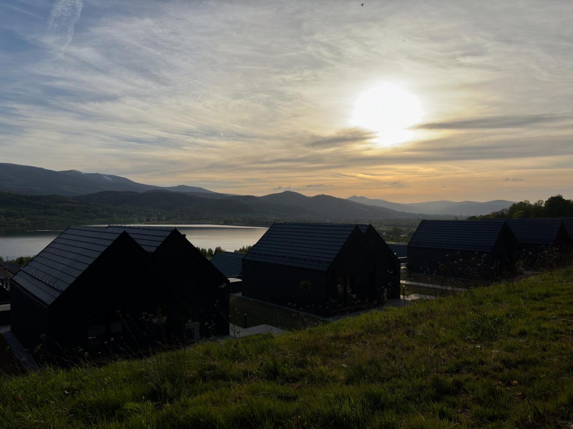 Wille W Lake Hill Karkonosze Resort & Spa Sosnówka Dış mekan fotoğraf